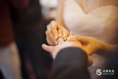 屬雞的出嫁什么屬相不能送親？到女方家訂婚要帶什么東西？