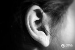 耳鸣的原因是什么，耳鸣按摩什么穴